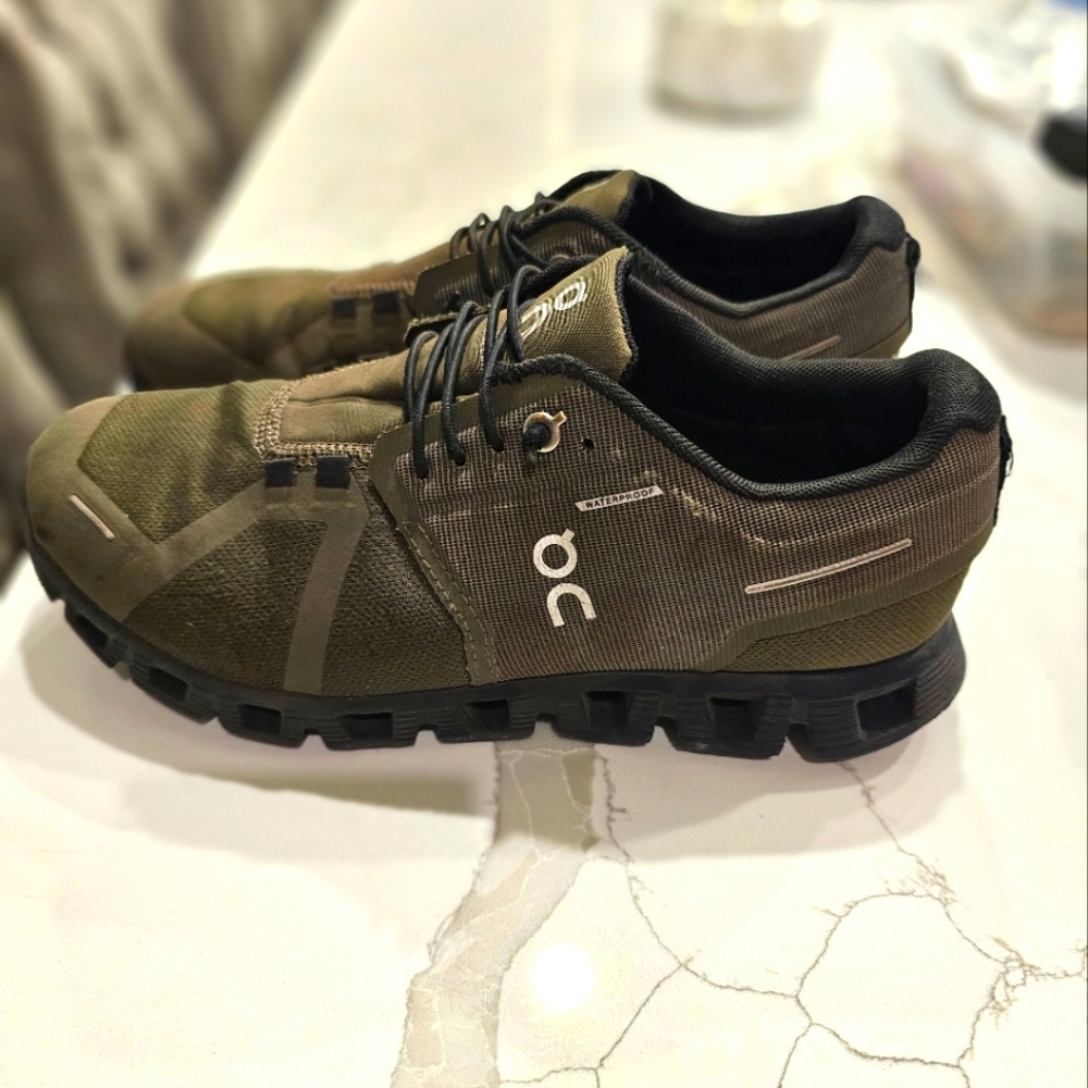 Green On Clouds Sneakers